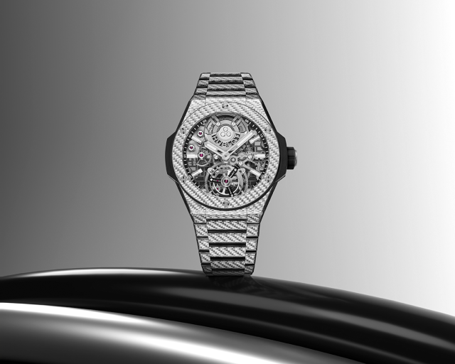 Hublot_Big Bang Integrated Tourbillon Full Carbon_455.YS.0170.YS - LS - 4 - Horizontal-original